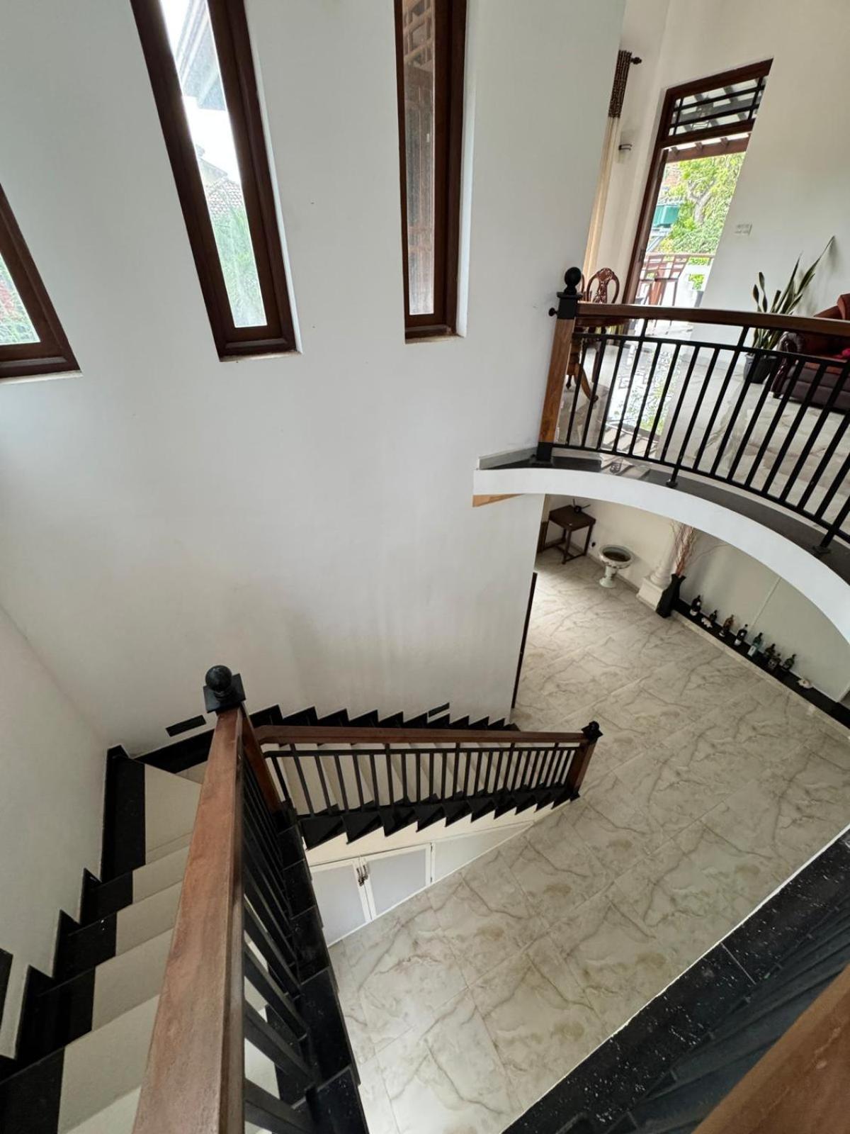 Grand Royal Villa 尼甘布 外观 照片