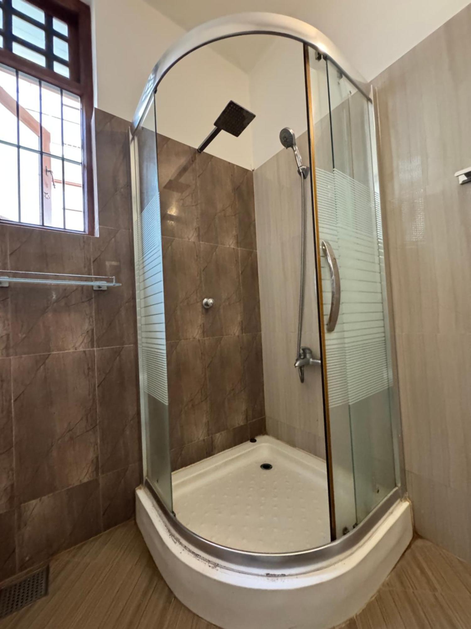 Grand Royal Villa 尼甘布 外观 照片