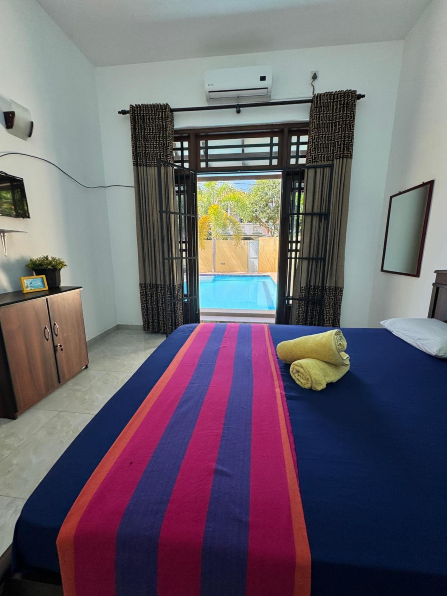 Grand Royal Villa 尼甘布 外观 照片